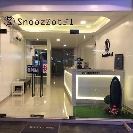 Snoozzotel Паттайя Экстерьер фото