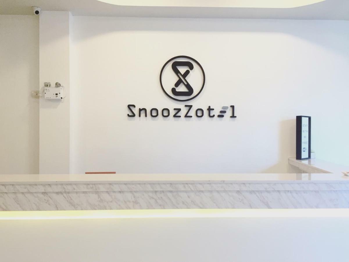 Snoozzotel Паттайя Экстерьер фото