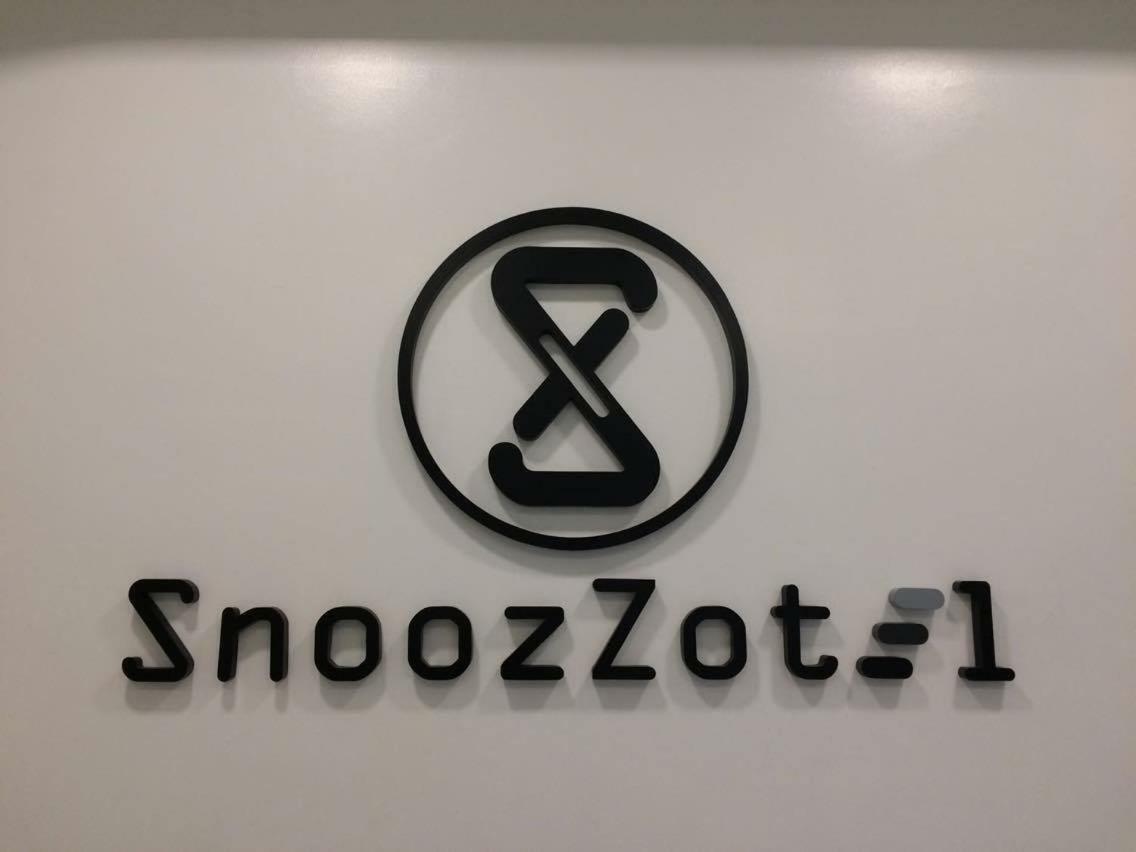 Snoozzotel Паттайя Экстерьер фото